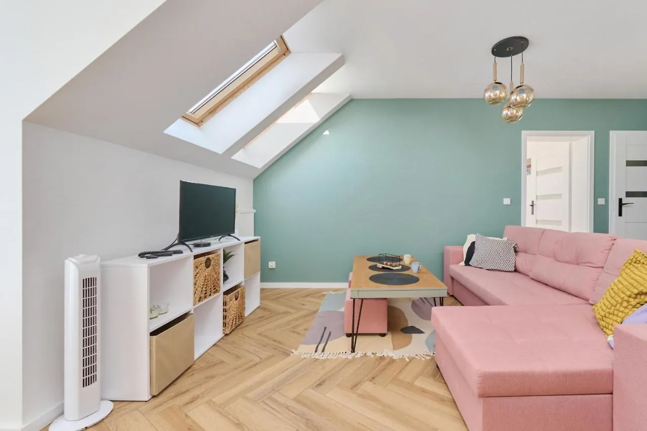 Spacious Family Apartment With Free Garage By Noclegi Renters Wroclaw