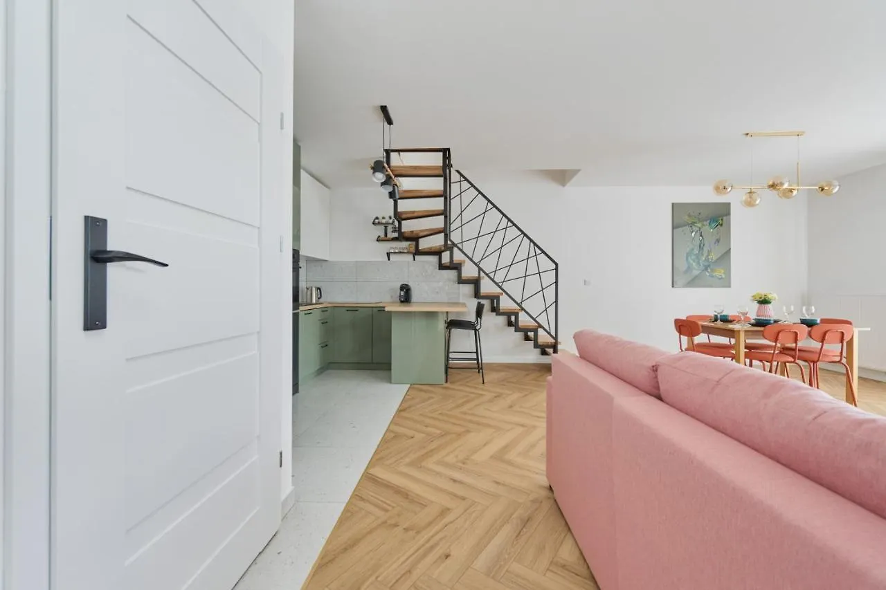 Spacious Family Apartment With Free Garage By Noclegi Renters Wroclaw 0*,